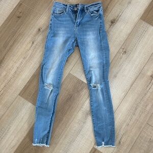 Trendy Blue Skinny Jeans with Distressed Details